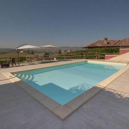 Poggio Dei Farinetti Bed and Breakfast Diano dʼAlba Eksteriør billede