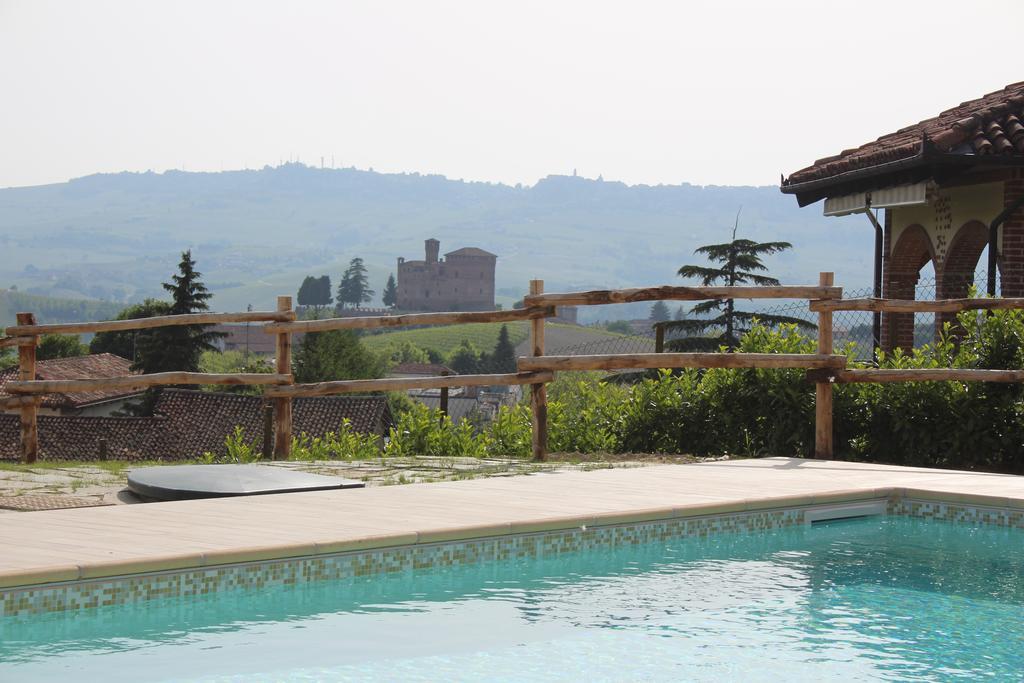 Poggio Dei Farinetti Bed and Breakfast Diano dʼAlba Eksteriør billede